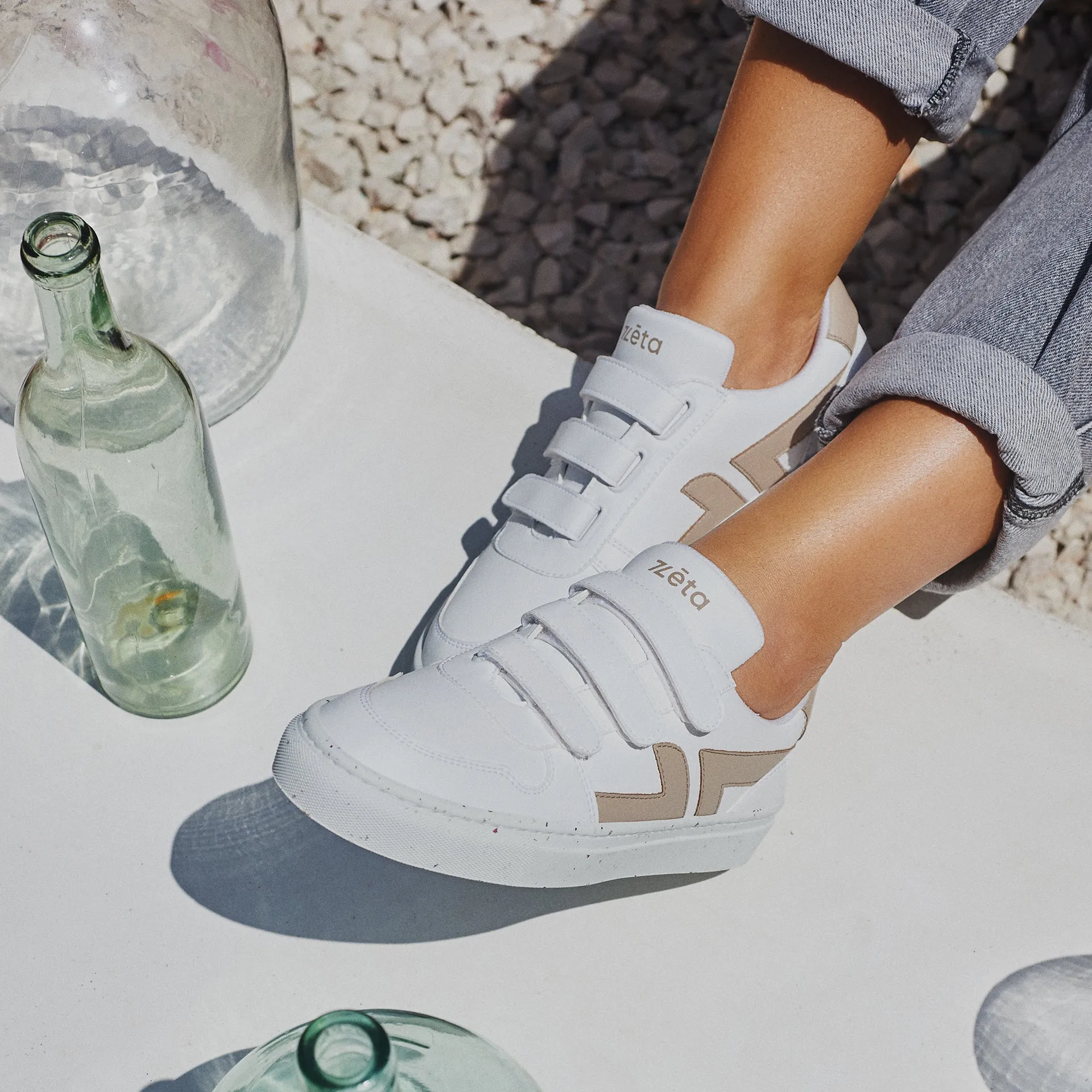 Alpha Velcro Beige Sneakers