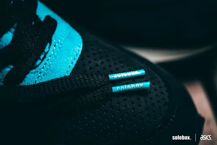 Asics solebox x gel lyte 3 'blue carpenter bee' sneakers, black